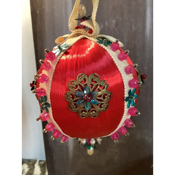 Hand Made Pins Beads Sequin Christmas Ornaments 1970's Black Gold Blue Red White - Picture 5 of 13